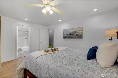 10157 NE 200th Street, Bothell, WA 98011 - Photo 20