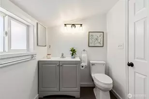 2212 15th St, Bremerton, WA 98312 - Photo 26