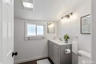 2212 15th St, Bremerton, WA 98312 - Photo 24