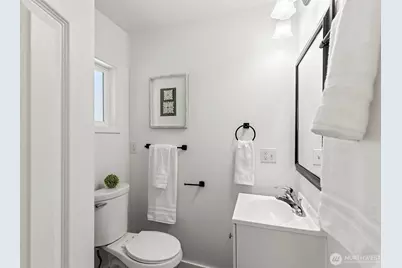 2212 15th Street, Bremerton, WA 98312 - Photo 10