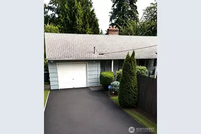 10034 SE 8th, Bellevue, WA 98004 - Photo 16