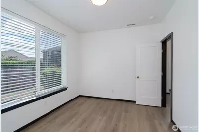 3346 Inverness Street, Mount Vernon, WA 98273 - Photo 12