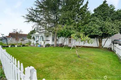 2701 Simpson Avenue, Hoquiam, WA 98550 - Photo 2