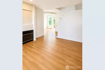 9630 178th Place NE #2, Redmond, WA 98052 - Photo 4