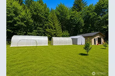 1611 E North Bay Road, Allyn, WA 98524 - Photo 6