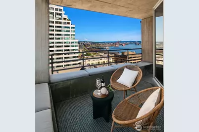 2125 1st Avenue #1304, Seattle, WA 98121 - Photo 6