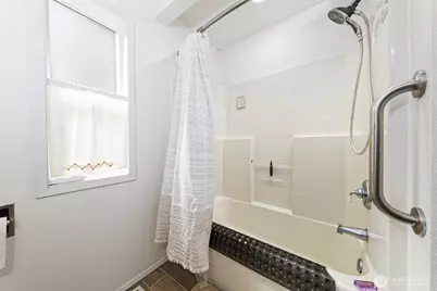 18701 10th Avenue NE, Poulsbo, WA 98370 - Photo 20