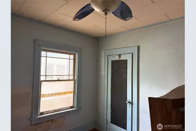 212 Ash Street S, Omak, WA 98841 - Photo 6