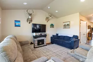 2217 Sirkka Ave, Centralia, WA 98531 - Photo 4