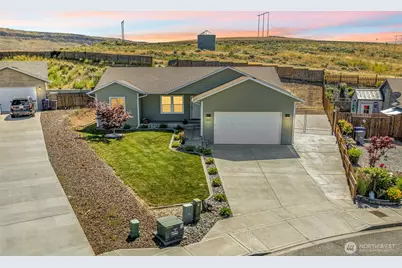 2691 Semolina Loop, East Wenatchee, WA 98802 - Photo 1