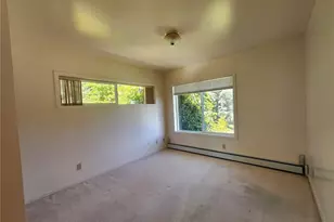 10336 NE Knight Rd, Bainbridge Island, WA 98110 - Photo 14