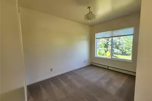 10336 NE Knight Rd, Bainbridge Island, WA 98110 - Photo 4