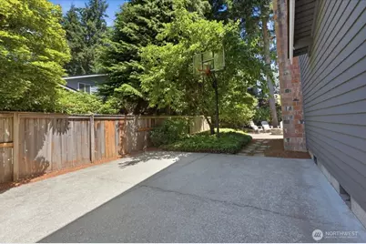 6220 145th Avenue NE, Redmond, WA 98052 - Photo 26