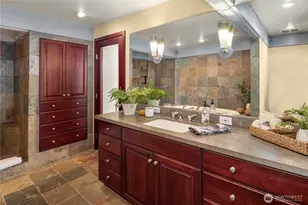 2240 West LK Sammamish Pkwy NE, Redmond, WA 98052 - Photo 16