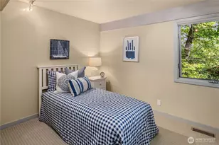 2240 West LK Sammamish Pkwy NE, Redmond, WA 98052 - Photo 20