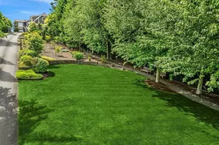 2409 Evergreen Point Rd, Medina, WA 98039 - Photo 38