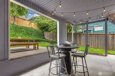 325 23rd Avenue E, Seattle, WA 98112 - Photo 30
