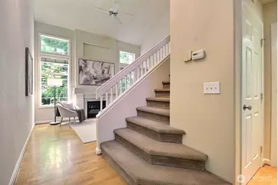 575 Elma Avenue NE, Renton, WA 98059 - Photo 4