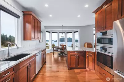 4122 Ellisport Place, Anacortes, WA 98221 - Photo 12