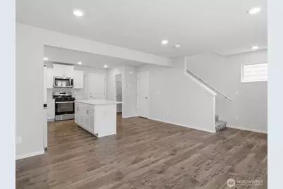 4252 Savannah Loop NE, Olympia, WA 98516 - Photo 8