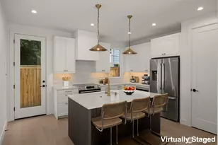 9210 116th Ave NE, Kirkland, WA 98033 - Photo 10