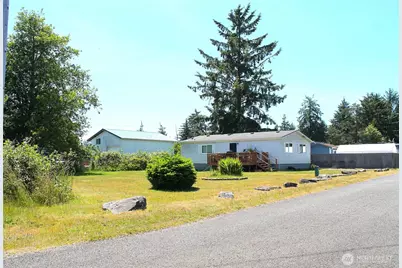 279 W Oregon Avenue, Westport, WA 98595 - Photo 2