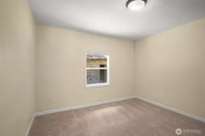 2703 25th Street SW, Puyallup, WA 98373 - Photo 12