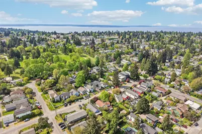 8812 Dibble Avenue NW, Seattle, WA 98117 - Photo 38