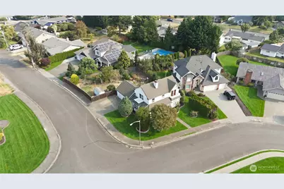 225 McElroy Place, Puyallup, WA 98371 - Photo 40