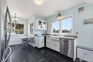 425 Walker St, Port Townsend, WA 98368 - Photo 12