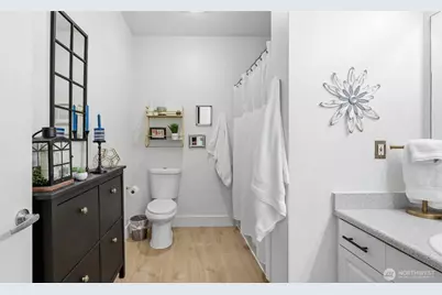 2414 1st Avenue #702, Seattle, WA 98121 - Photo 16