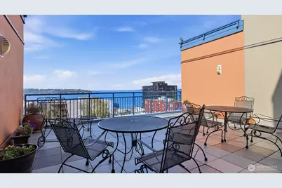 2414 1st Avenue #702, Seattle, WA 98121 - Photo 1