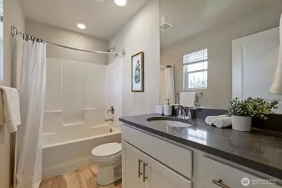 14715 Admiralty Way #B7, Lynnwood, WA 98087 - Photo 24