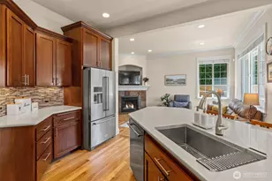 1922 10th St Pl SW, Puyallup, WA 98371 - Photo 10