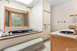 859 E Lake Samish Dr, Bellingham, WA 98229 - Photo 24