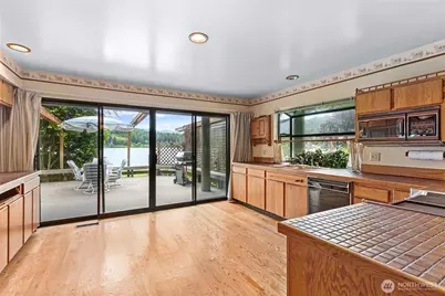 859 E Lake Samish Drive, Bellingham, WA 98229 - Photo 22