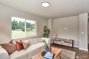 13834 Brookdale Ln E, Tacoma, WA 98445 - Photo 8