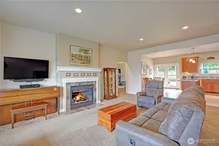 1612 Country Club Dr, Camano Island, WA 98282 - Photo 4