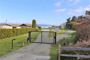 1612 Country Club Dr, Camano Island, WA 98282 - Photo 36