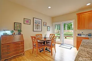 1612 Country Club Dr, Camano Island, WA 98282 - Photo 10