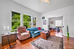 631 N Forest St, Bellingham, WA 98225 - Photo 10