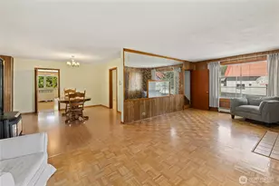 107 W Montana Ave, Roslyn, WA 98941 - Photo 6