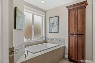 627 SW 185th St, Normandy Park, WA 98166 - Photo 16
