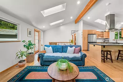 862 E Douglas, Bellingham, WA 98226 - Photo 8