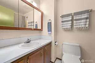 862 E Douglas, Bellingham, WA 98226 - Photo 18