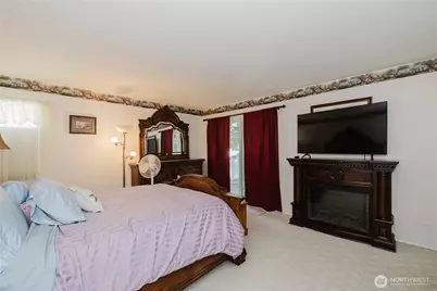 8908 Watson Place NE, Bremerton, WA 98311 - Photo 18