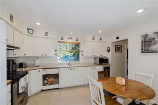 8908 Watson Pl NE, Bremerton, WA 98311 - Photo 14