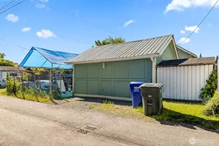 2605 21st St, Everett, WA 98201 - Photo 30