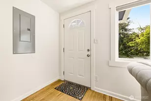 2722 NE Blakeley St, Seattle, WA 98105 - Photo 20