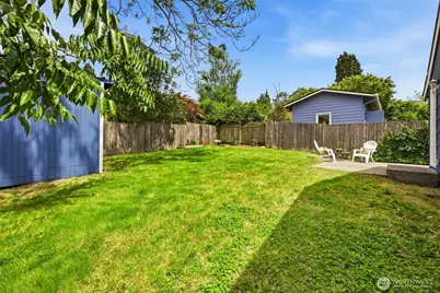 2722 NE Blakeley Street, Seattle, WA 98105 - Photo 24